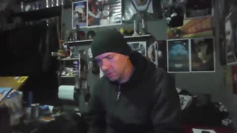 That guy online show from 12/15/25, 01:21