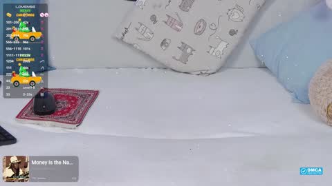 Snapshot of _lorik chatting on 12/26/24, 01:18   online show from 12/26/24, 01:18