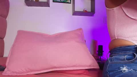 Lorrayne online show from 02/11/25, 11:54