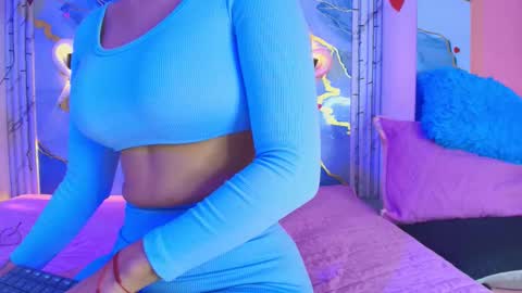 Lorrayne online show from 02/26/26, 12:15