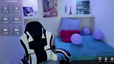 Lucia online show from 10/04/25, 04:10