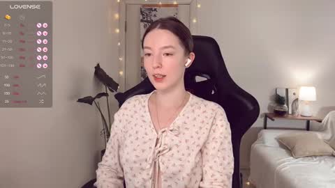 Snapshot of _lucky13__ chatting on 01/13/26, 09:20 Valerie or just Lera online show from 01/13/26, 09:20