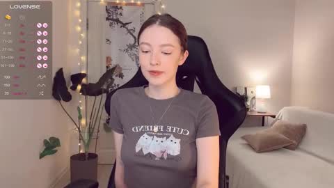 Snapshot of _lucky13__ chatting on 02/22/26, 10:58 Valerie or just Lera online show from 02/22/26, 10:58