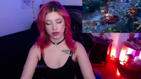 Queen.  Help me reach 100 thumbs up  online show from 01/17/25, 02:18