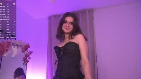 Snapshot of _luminika chatting on 07/09/26, 03:27 Nika online show from 07/09/26, 03:27