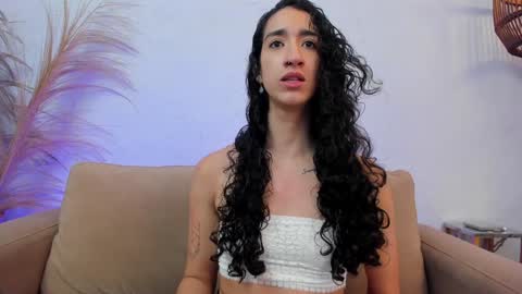  Luna  online show from 01/04/25, 12:38