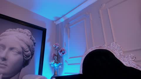  Luna  online show from 01/20/25, 06:32