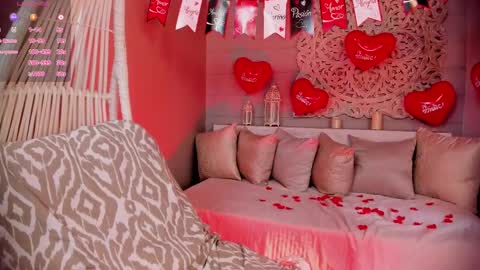  Luna  online show from 02/14/25, 02:02