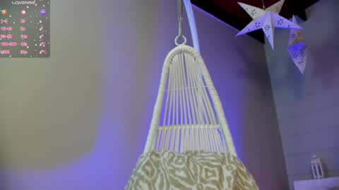  Luna  online show from 02/24/25, 11:43