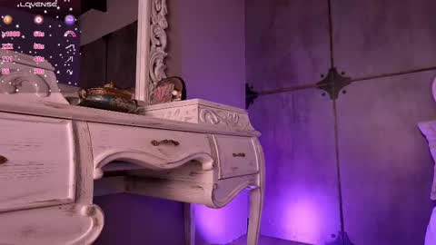  Luna  online show from 03/06/25, 11:36