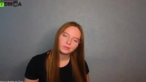 Snapshot of _lysafeta_ chatting on 02/01/25, 11:21 Welcome guys  Pleasure to see you all here  My name is Lysafeta and MichaelaTip menu is active Private is open  online show from 02/01/25, 11:21
