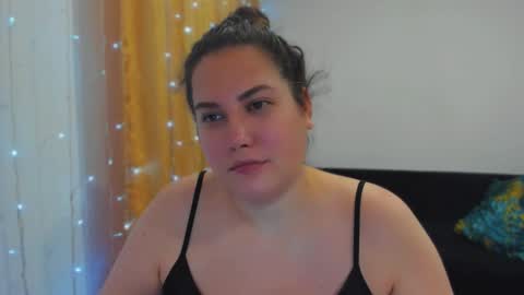 Snapshot of _madalexa_ chatting on 09/30/25, 10:59 Alexa online show from 09/30/25, 10:59