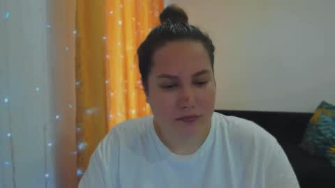 Snapshot of _madalexa_ chatting on 10/06/25, 08:34 Alexa online show from 10/06/25, 08:34