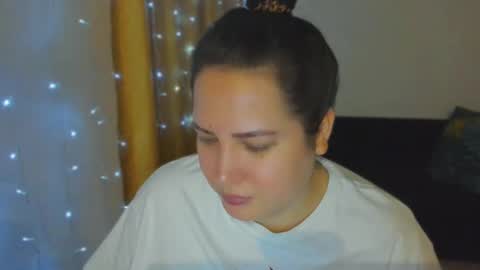 Snapshot of _madalexa_ chatting on 10/25/25, 11:21 Alexa online show from 10/25/25, 11:21