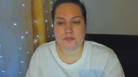 Snapshot of _madalexa_ chatting on 11/11/25, 08:42 Alexa online show from 11/11/25, 08:42