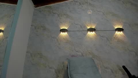 Maddy online show from 01/28/25, 12:00