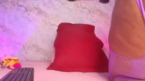 Maddy online show from 10/02/25, 12:01