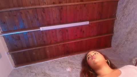 Maddy online show from 11/11/25, 11:54