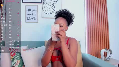 Snapshot of _madison_cooper_ chatting on 09/21/25, 04:19 Madison Cooper online show from 09/21/25, 04:19