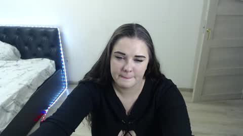 Kate online show from 06/15/26, 04:53
