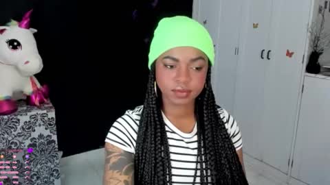 MARCELA online show from 11/06/25, 04:35