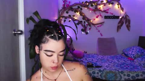 Snapshot of _marcela_wi chatting on 02/17/26, 11:11 Marce online show from 02/17/26, 11:11