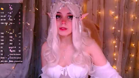 Kira online show from 09/20/25, 08:37