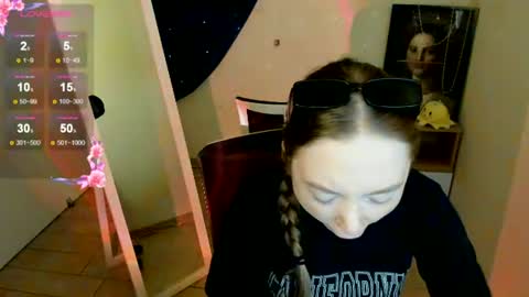 Snapshot of _margoqueen_ chatting on 06/24/26, 06:23 Margo online show from 06/24/26, 06:23