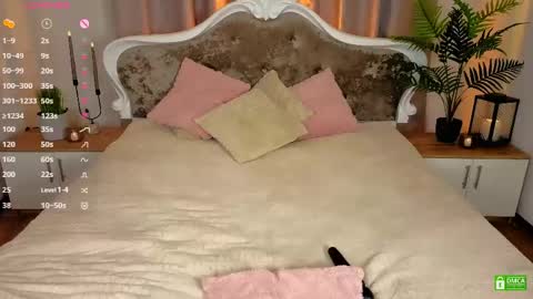Snapshot of _mari_clark chatting on 05/02/26, 10:48 Eva online show from 05/02/26, 10:48