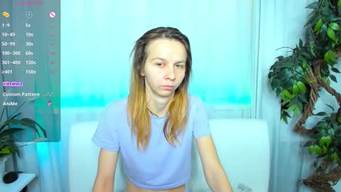 Scarlett online show from 11/18/25, 11:36