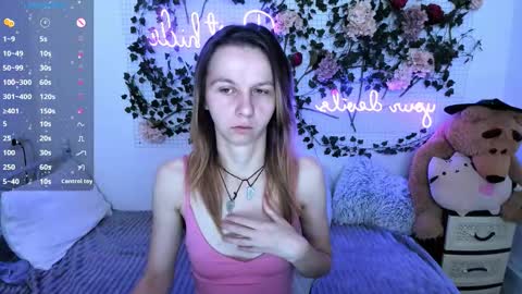 Scarlett online show from 12/20/25, 01:51