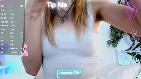 Scarlett online show from 04/08/26, 10:37