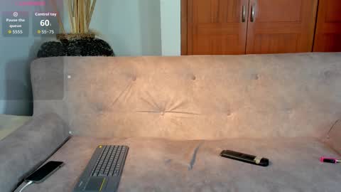 Snapshot of _maria_foxx_ chatting on 10/25/25, 07:19 Maria online show from 10/25/25, 07:19