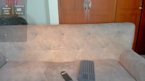 Snapshot of _maria_foxx_ chatting on 11/05/25, 07:58 Maria online show from 11/05/25, 07:58