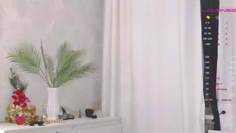 Mari online show from 01/23/25, 02:17