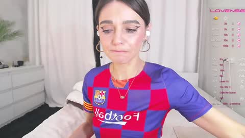 Mari online show from 01/30/25, 01:10