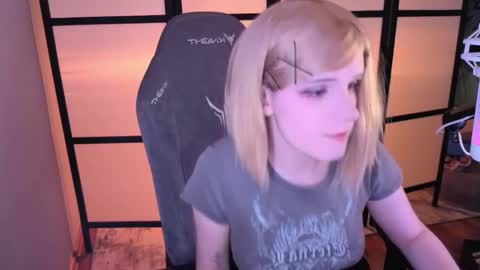 Mariko online show from 04/20/26, 03:04