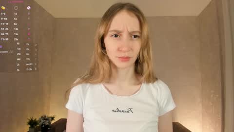 Snapshot of _marvelous_time_ chatting on 11/14/25, 03:38 Gwen online show from 11/14/25, 03:38