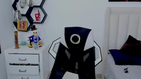 _matthew_santos_ online show from 12/15/24, 10:15