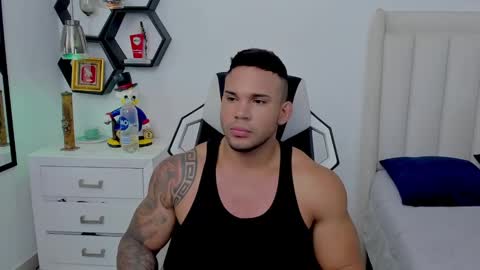 _matthew_santos_ online show from 12/16/24, 11:39