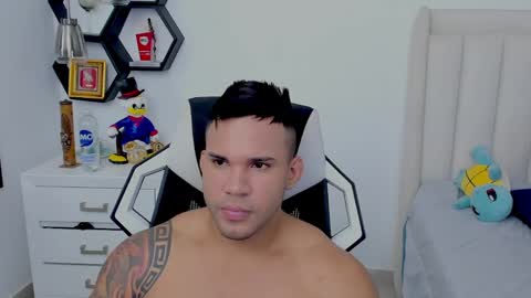 _matthew_santos_ online show from 12/28/24, 02:11