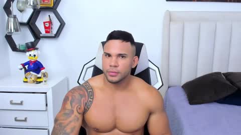 _matthew_santos_ online show from 01/30/25, 10:51