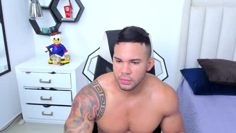 _matthew_santos_ online show from 02/03/25, 10:03