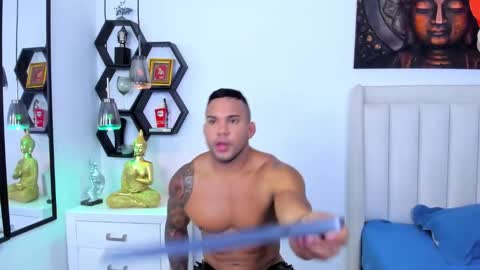 _matthew_santos_ online show from 10/02/25, 12:28