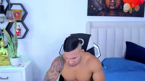 _matthew_santos_ online show from 10/18/25, 09:59