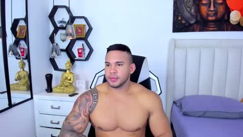 Snapshot of _matthew_santos_ chatting on 01/17/26, 02:49 _matthew_santos_ online show from 01/17/26, 02:49