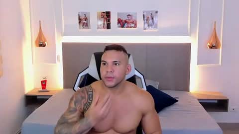 Snapshot of _matthew_santos_ chatting on 06/12/26, 01:26 _matthew_santos_ online show from 06/12/26, 01:26