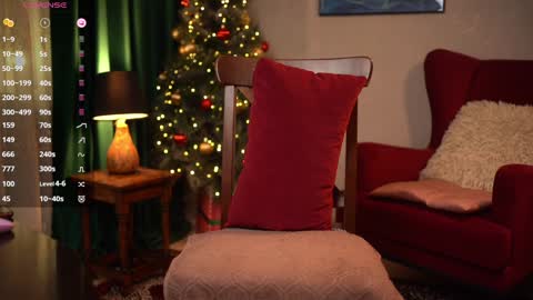 Snapshot of _maybelin_ chatting on 12/20/24, 06:50 Lina online show from 12/20/24, 06:50