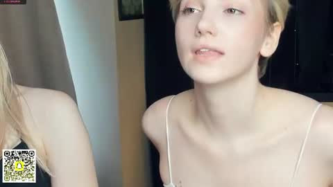 Elva and Kate  online show from 06/18/26, 07:19