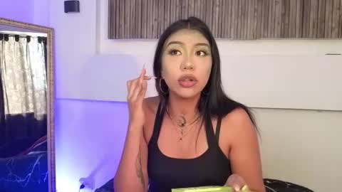 Snapshot of _meduusaa chatting on 10/30/25, 08:20 medusa online show from 10/30/25, 08:20